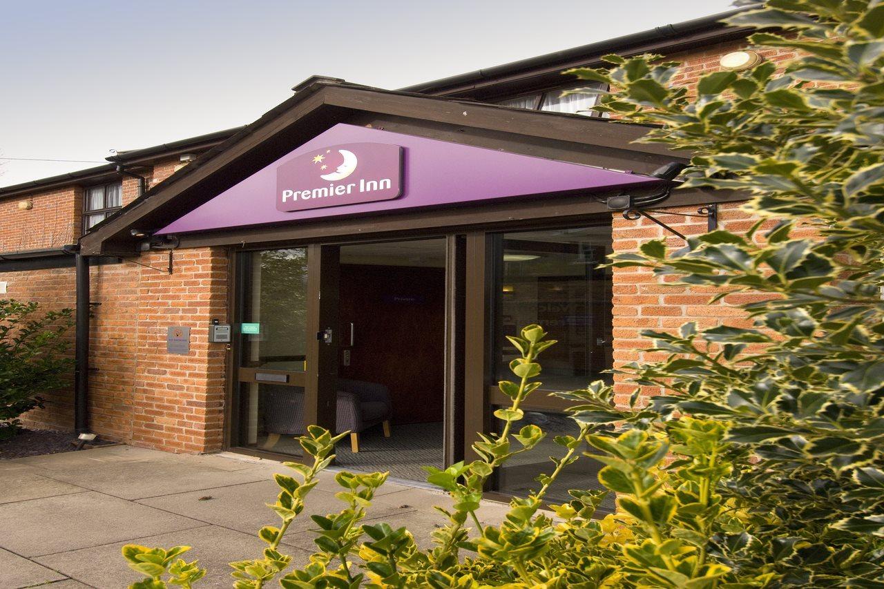 Premier Inn Crewe Нантвич Экстерьер фото