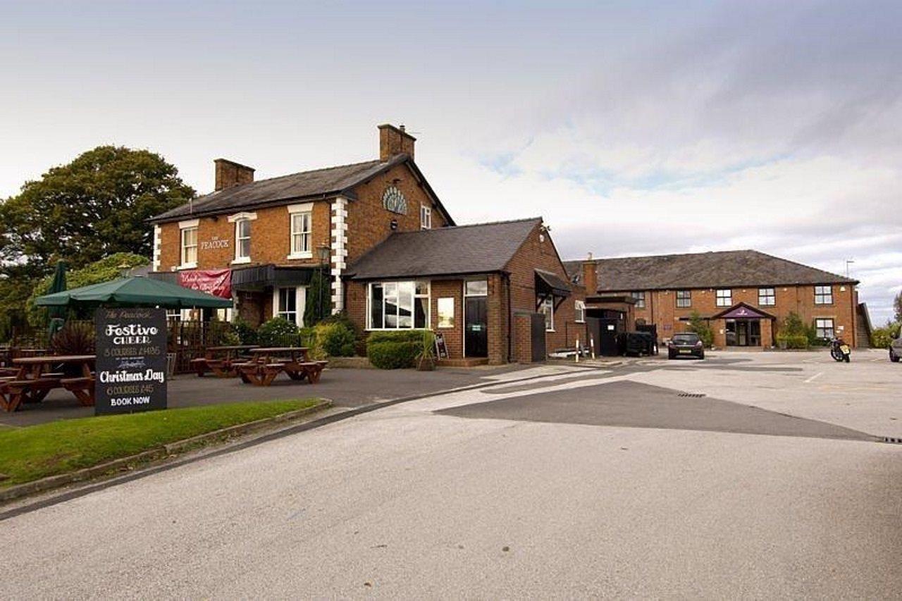Premier Inn Crewe Нантвич Экстерьер фото