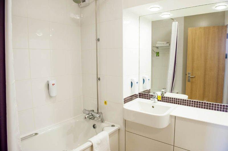 Premier Inn Crewe Нантвич Экстерьер фото